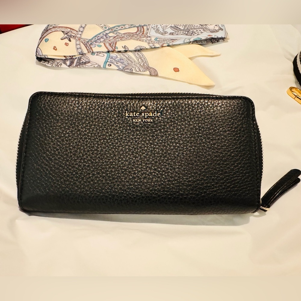 Kate Spade Black Pebbled Leather zip around long wallet Like New